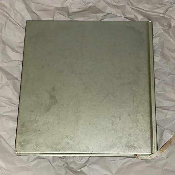 Hallmark Home for the Holidays Book - Picture 7 of 7